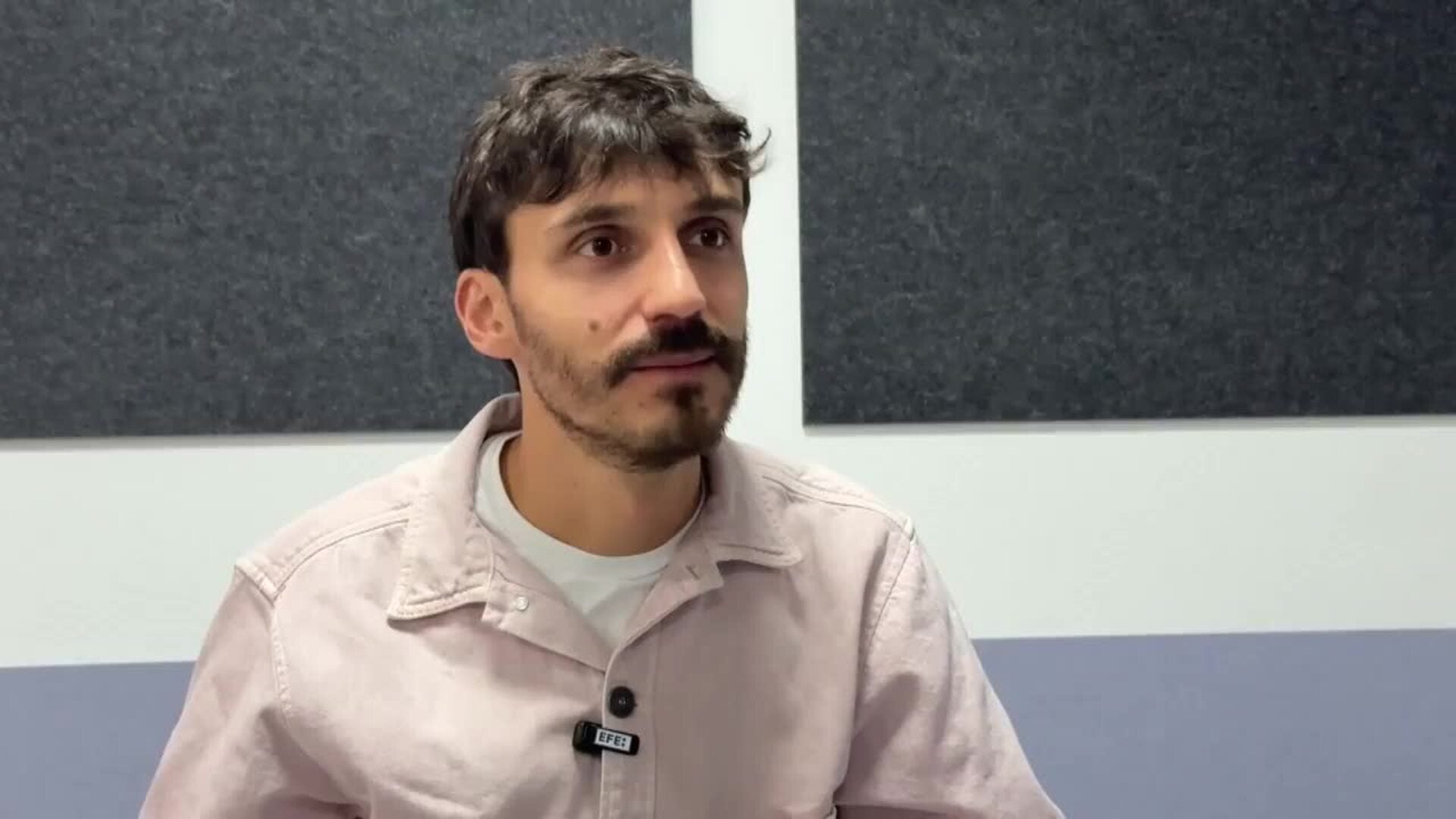 Cineasta colombiano dice que los cuerpos de los desaparecidos “no le pertenecen a nadie, pero están en todas partes”