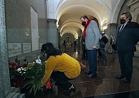 Imagen secundaria 1 - Un paseo por los tres rincones de Gustavo Adolfo Bécquer para enamorarse en Sevilla