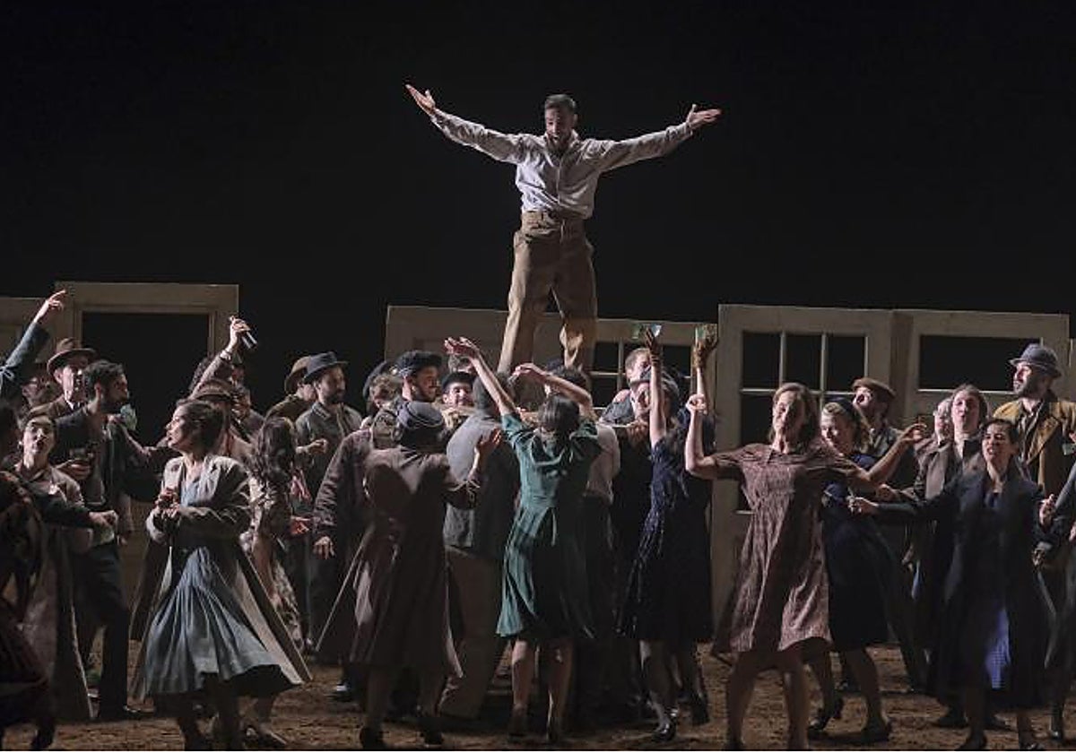 Pase gráfico de la ópera 'Jenufa', esta semana en el Teatro Maestranza de Sevilla