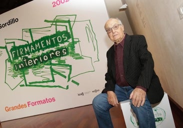 El firmamento de Luis Gordillo ilumina el Espacio Santa Clara