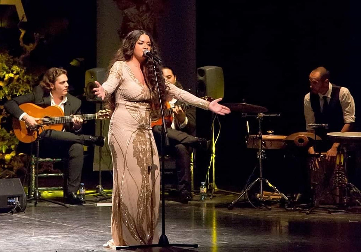 Reyes Carrasco actúa este viernes en el Cartuja Center Cite