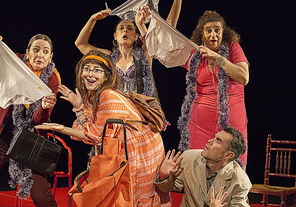'Las bingueras de Eurípides', teatro por partida doble esta semana en Sevilla