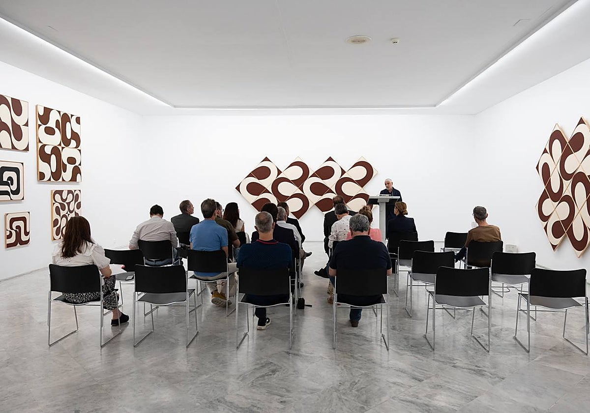 La presentación de 'Manuel Barbadillo. Arte combinatoria', en el Centro Andaluz de Arte Contemporáneo de Sevilla