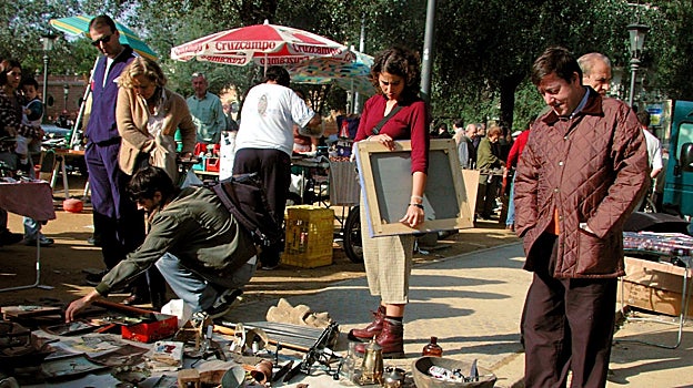 Fotografía del mercadillo de la Alameda de Hércules