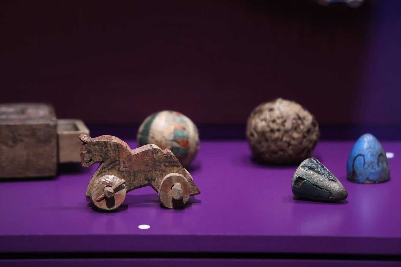 La exposición 'Momias de Egipto. Redescubriendo seis vidas', en CaixaForum Sevilla 2023