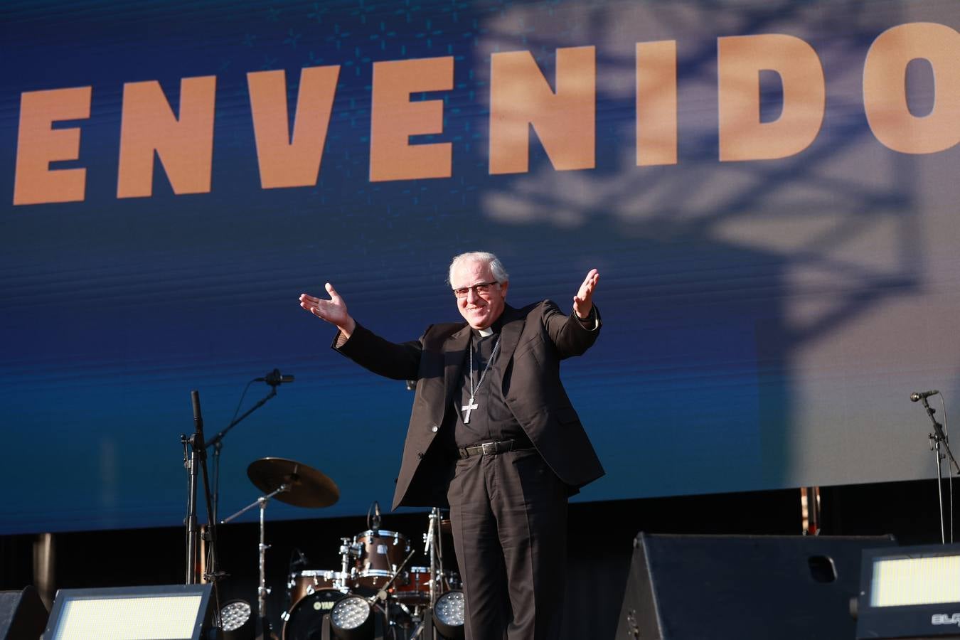 Aspecto muy ambientado de la Maestranza durante el festival de música Ktholic