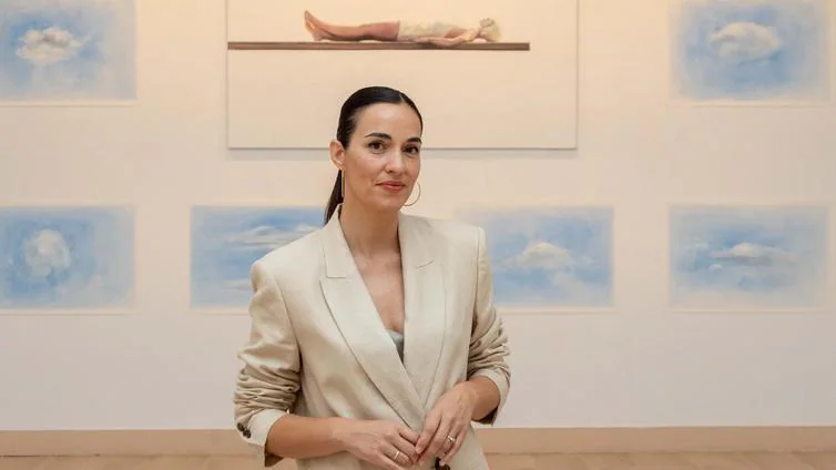 Virginia Saldaña propone en la Casa de la Provincia de Sevilla parar, 'Vivir y mirar' la pintura