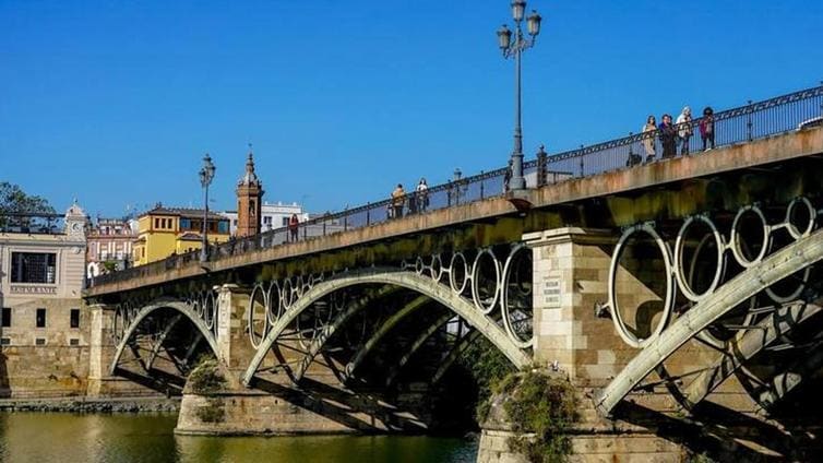 Ruta por Triana: todo lo que puedes hacer en este barrio de Sevilla en un solo día
