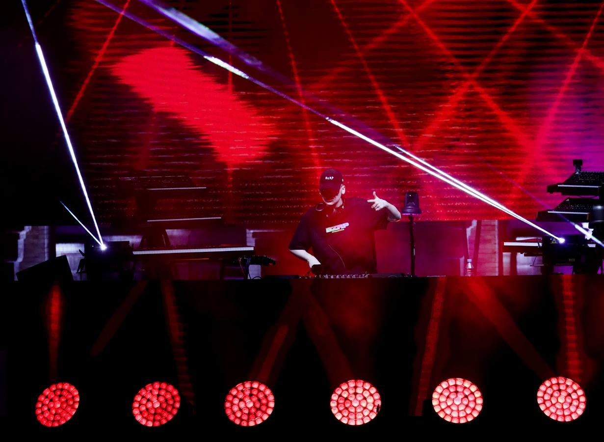 Concierto de Bizarrap en la Plaza de España para el Icónica Sevilla Fest