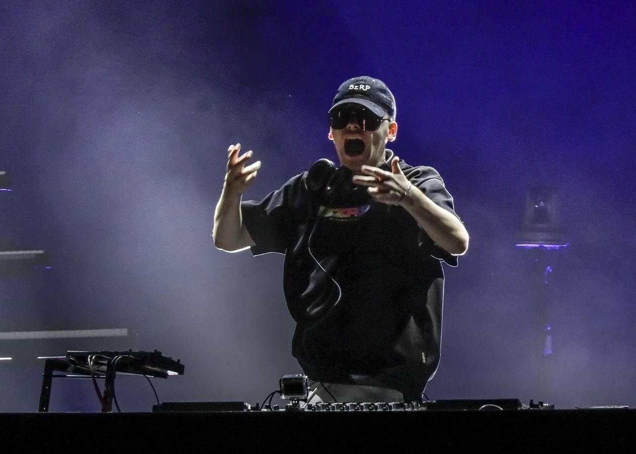 Concierto de Bizarrap en la Plaza de España para el Icónica Sevilla Fest