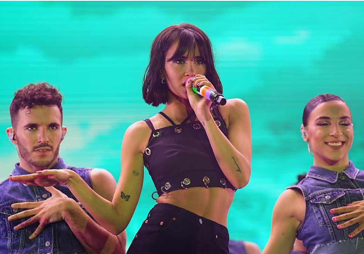 Aitana, durante su actuación en el O son de Camiño