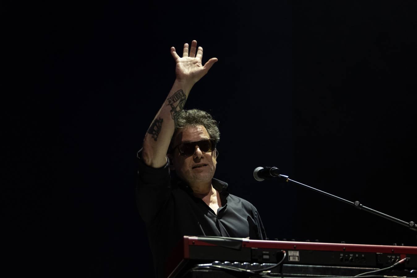 Concierto de Andrés Calamaro en el Cartuja Center Cite de Sevilla