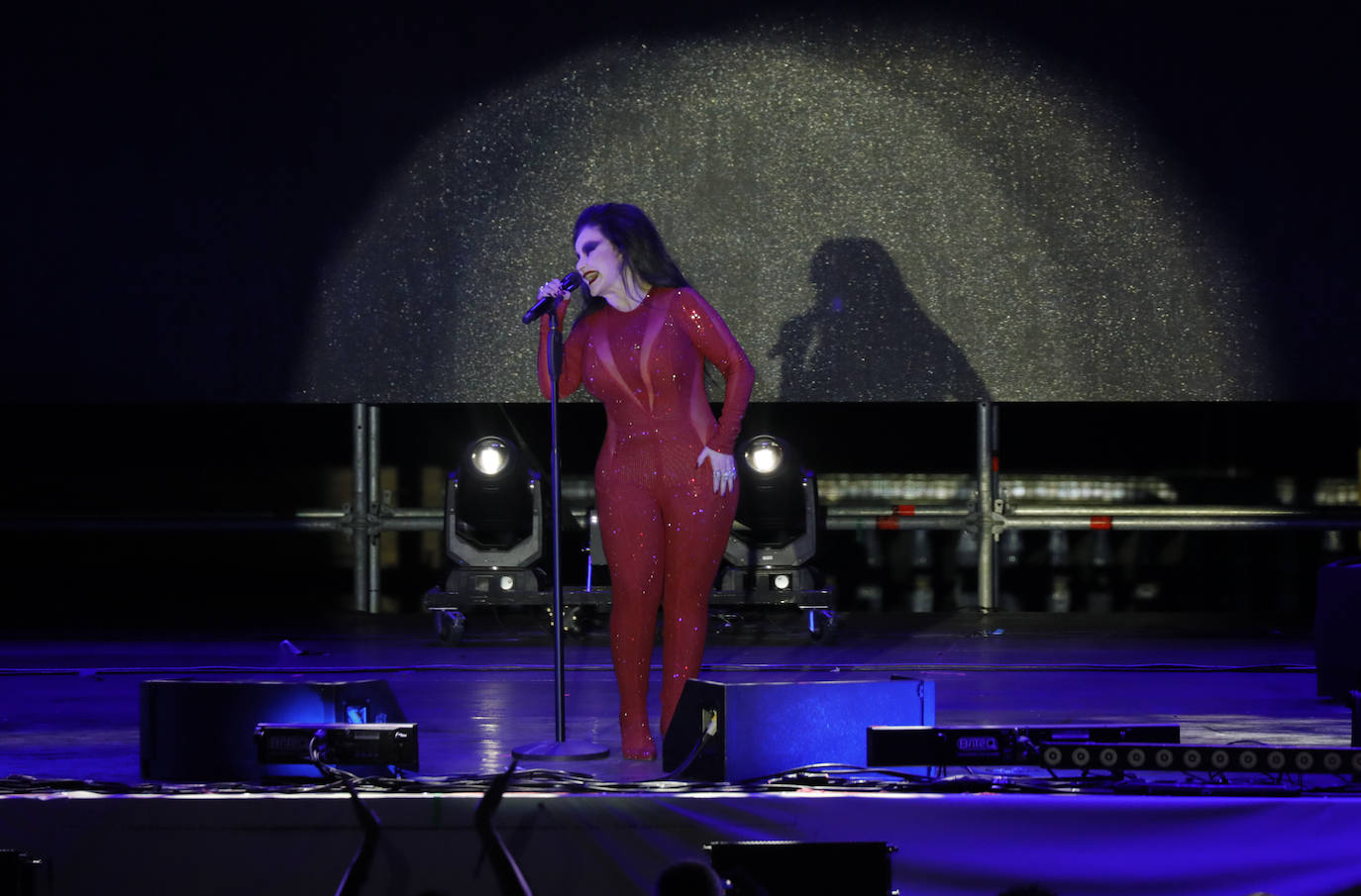 La actuación de Fangoria en Icónica Sevilla Fest fue un auténtico huracán electropop