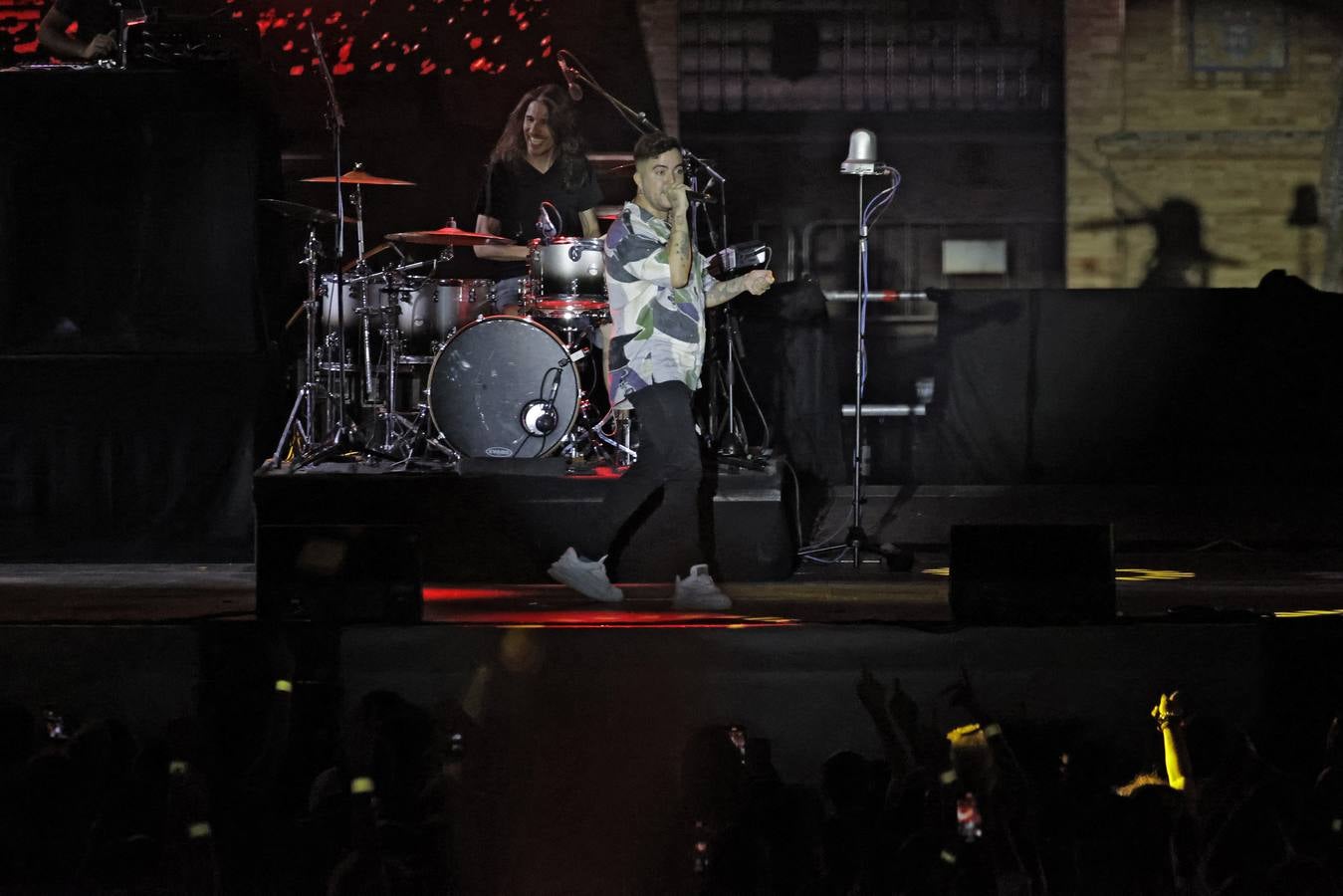 Beret presentó nuevo disco en Sevilla y repasó sus temas clásicos