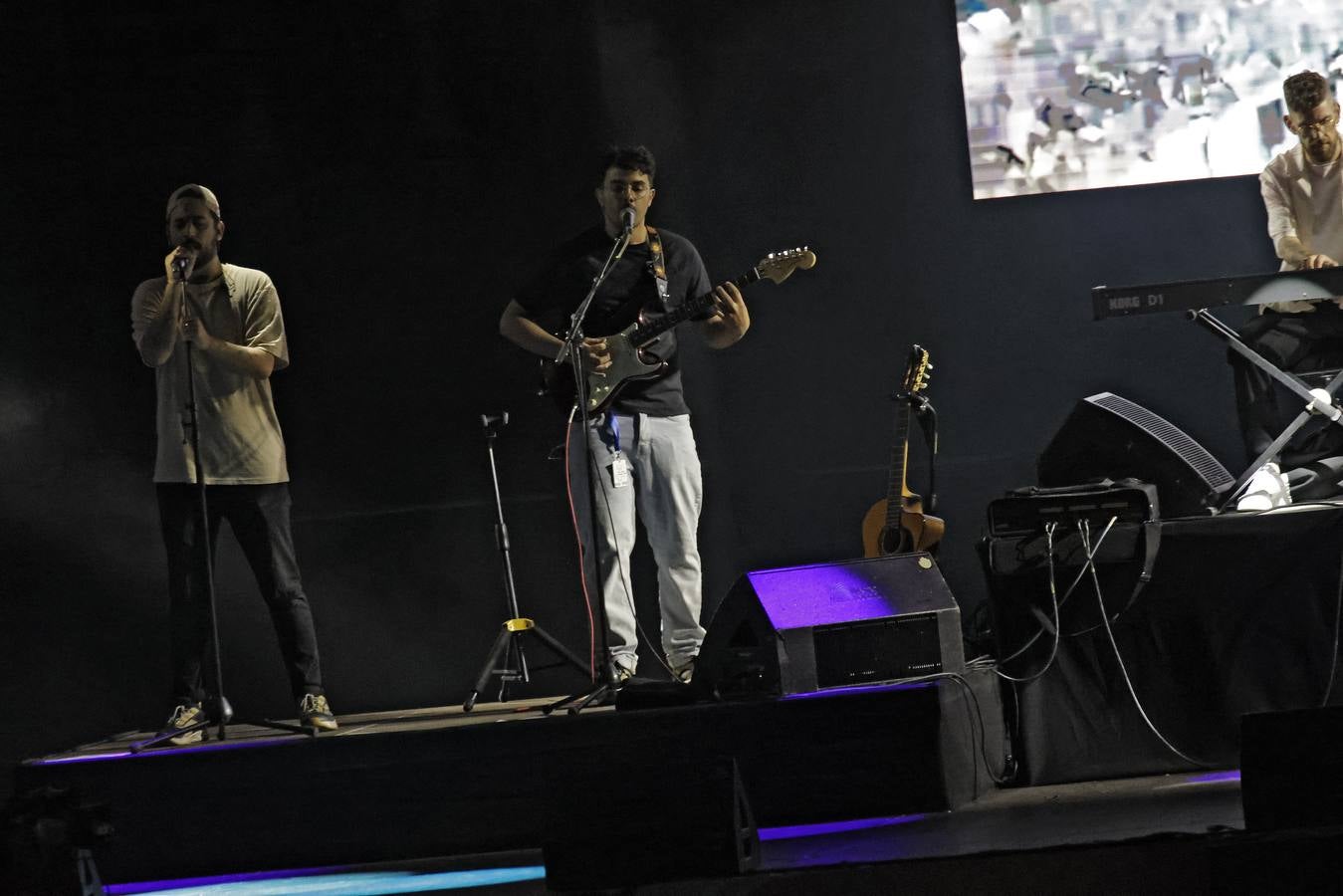 Beret presentó nuevo disco en Sevilla y repasó sus temas clásicos