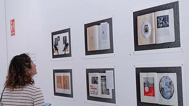 Exposición OIC Louvre Étranger