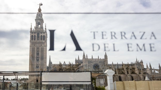 Terraza del hotel EME