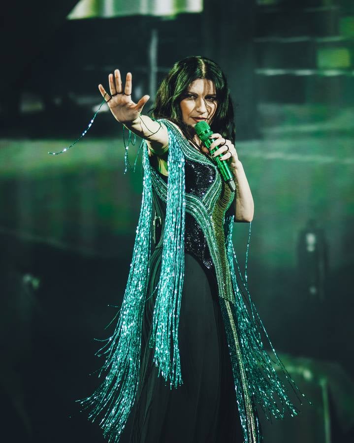 La cantante italiana actuó durante más de dos horas en su primer concierto ante el público sevillano