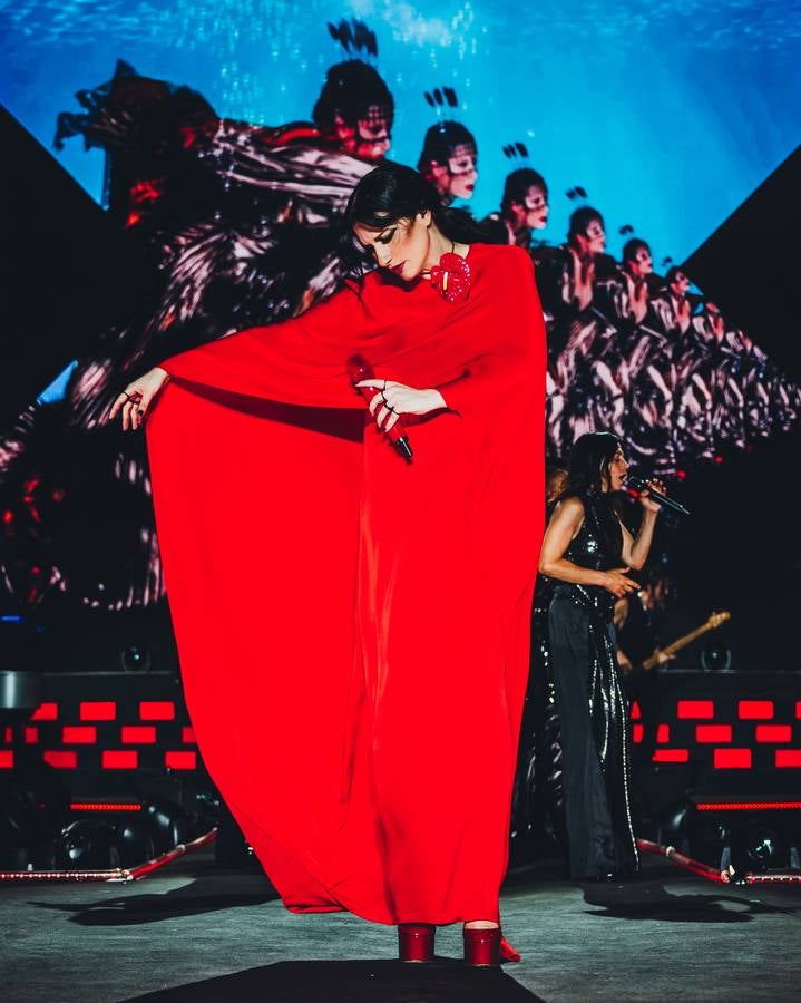La cantante italiana actuó durante más de dos horas en su primer concierto ante el público sevillano