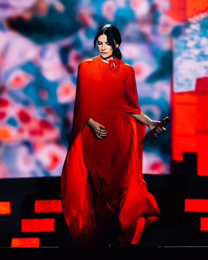 La cantante italiana actuó durante más de dos horas en su primer concierto ante el público sevillano