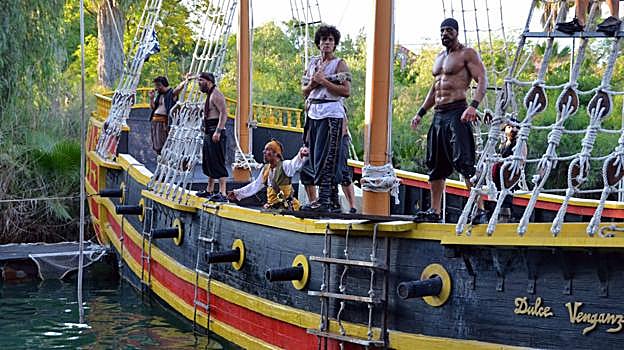 La lista completa de los espectáculos de Isla Mágica para este verano 2023