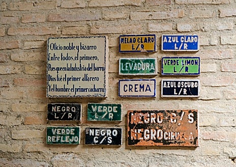 Imagen secundaria 1 - Piezas y elementos tradicionales alfareros y ceramistas que se conservan en el Centro Cerámica Triana