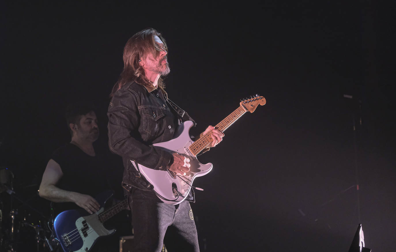 El concierto de Juanes en el auditorio del Cartuja Center CITE de Sevilla