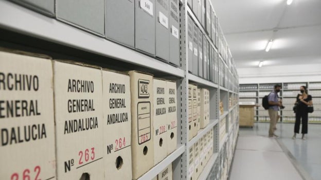 Imagen del interior del Archivo General de Andalucía