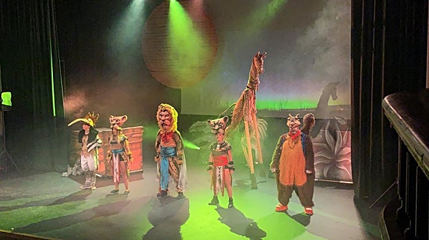 El teatro de Écija acoge la llegada de la propuesta 'El Rey León. El Tributo', de la compañía Onbeat