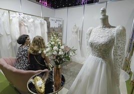 Sevilla se viste de boda un año más, en imágenes