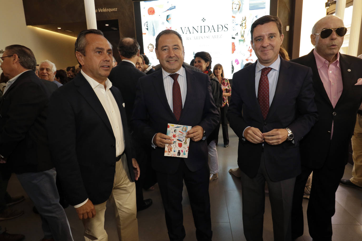 La inauguración de la exposición 'Vanidades', del artista sevillano Ricardo Suárez