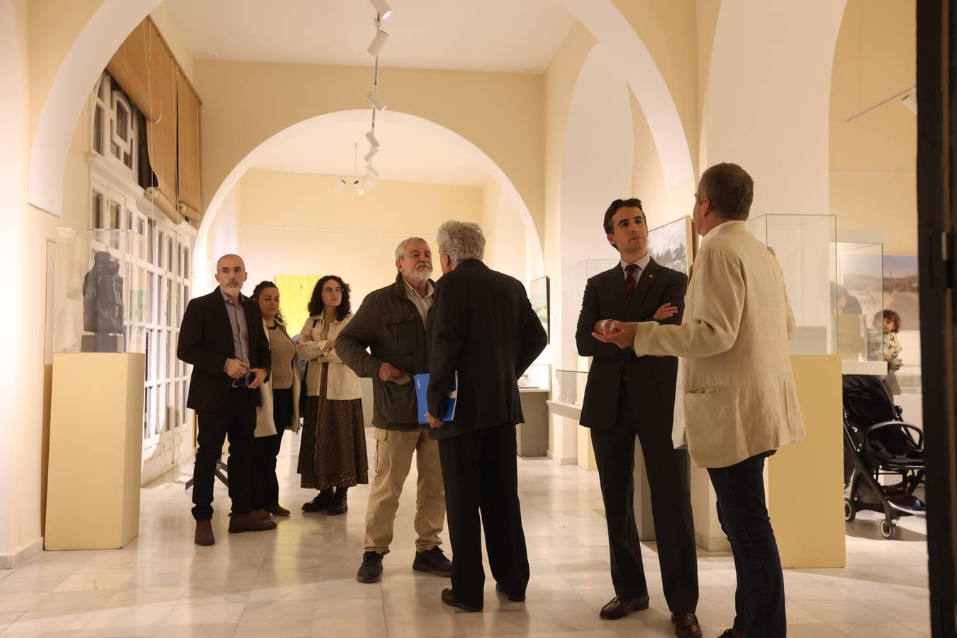 Inauguración de la LXXII Exposición Internacional de Otoño de la Real Academia de Santa Isabel de Hungría de Sevilla