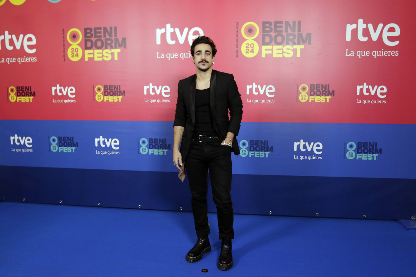 La presentación de los artistas que participan en el Benidorm Fest 2024, en el Teatro Alameda de Sevilla