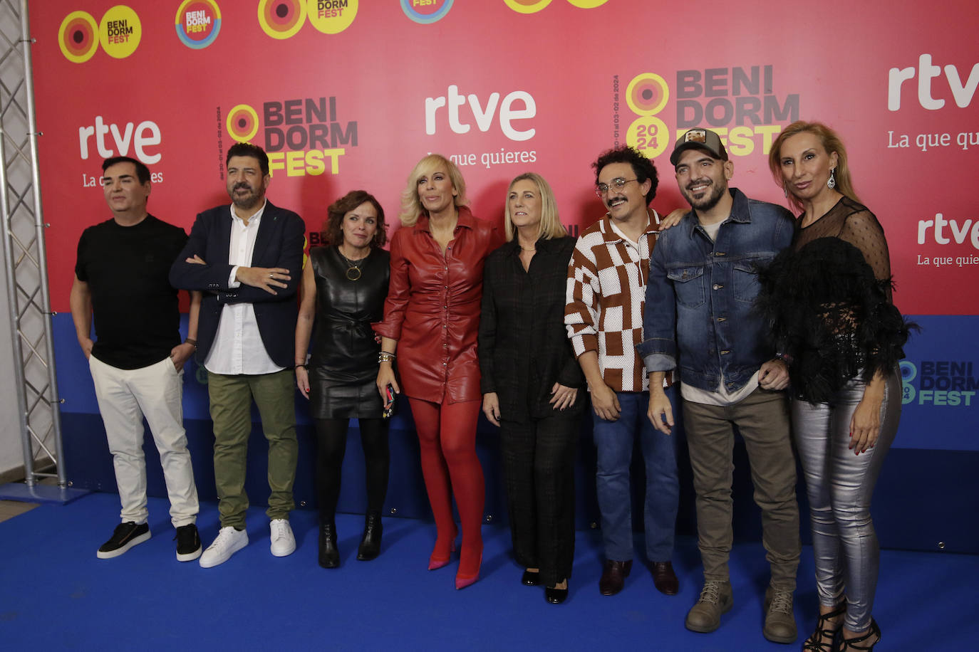 La presentación de los artistas que participan en el Benidorm Fest 2024, en el Teatro Alameda de Sevilla