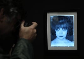 En imágenes, recorrido por la fotografía experimental en CaixaForum Sevilla