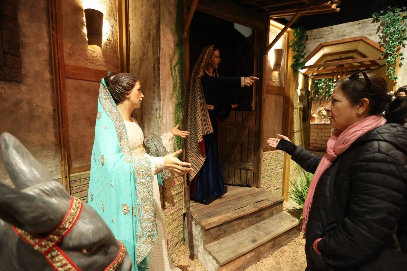 Las imágenes provienen de hermandades de toda Andalucía y de colecciones particulares