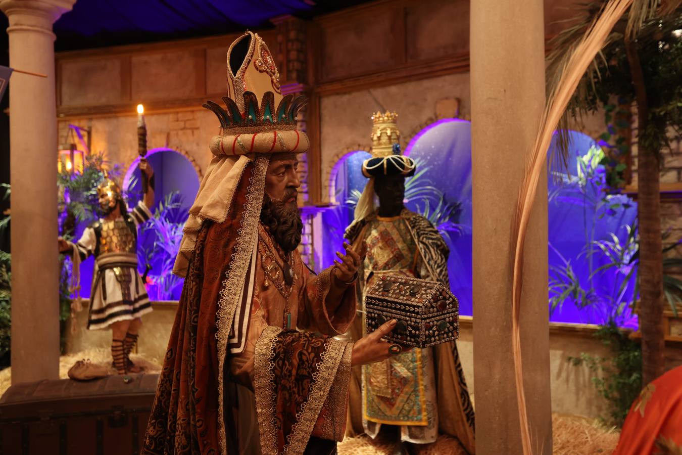 Las imágenes provienen de hermandades de toda Andalucía y de colecciones particulares