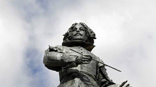 Estatua de Velázquez de la Plaza del Duque