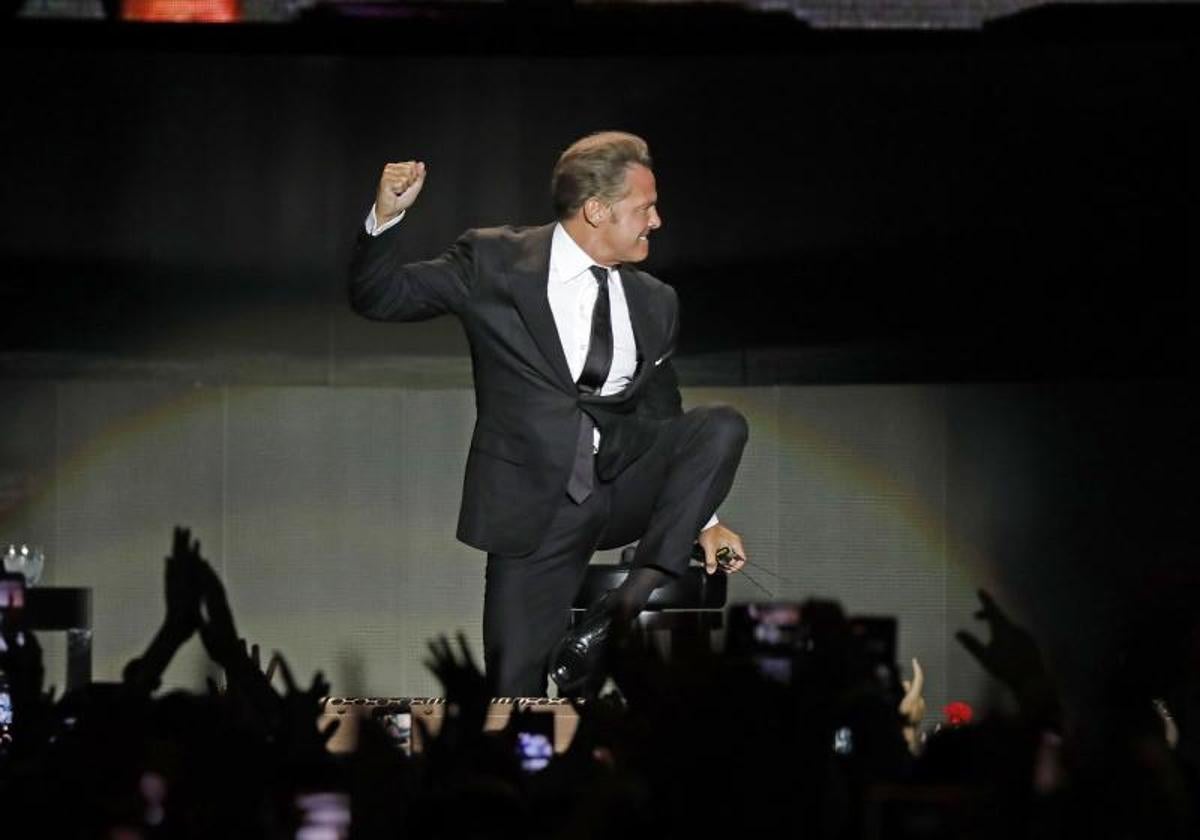 El de Luis Miguel es uno de los conciertos destacados en Sevilla en 2024