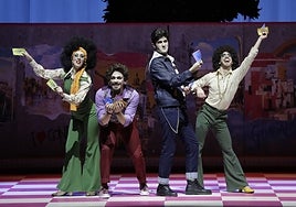 Las imágenes de una versión para los más jóvenes de la ópera 'El barbero de Sevilla' en el Teatro de la Maestranza