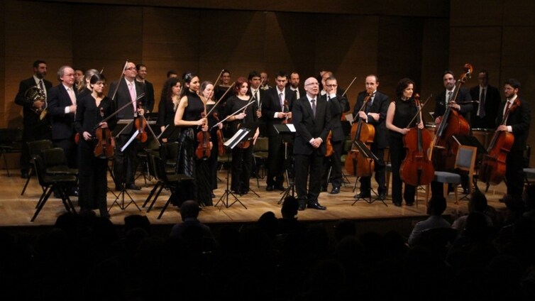 La Orquesta Bética mira a Bartók con el sevillano Álvaro Castelló