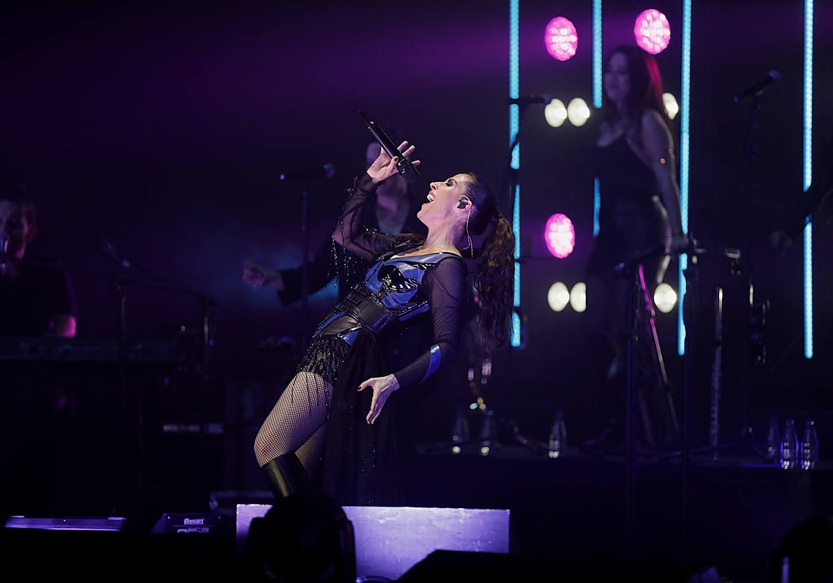 Malú durante su concierto en el Cartuja Center de Sevilla