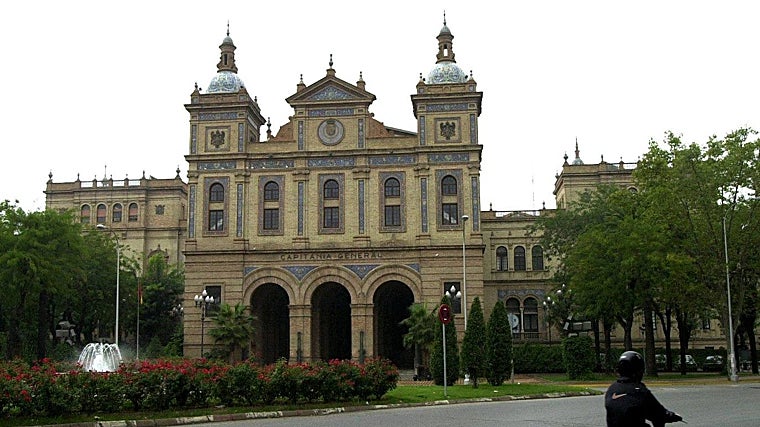 Fachada de Capitanía General