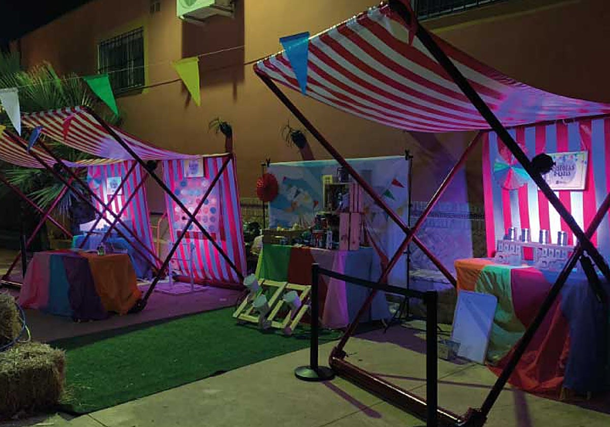 Puestos de miniferia con diferentes actividades