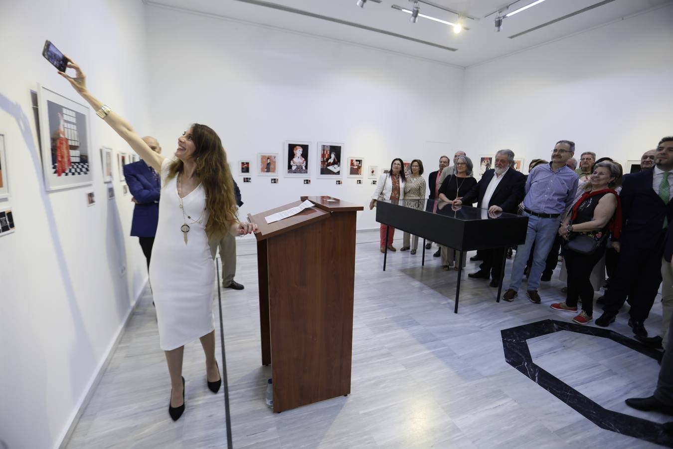 Presentación de la exposición de Teresa Guzmán en el Ateneo de Sevilla 