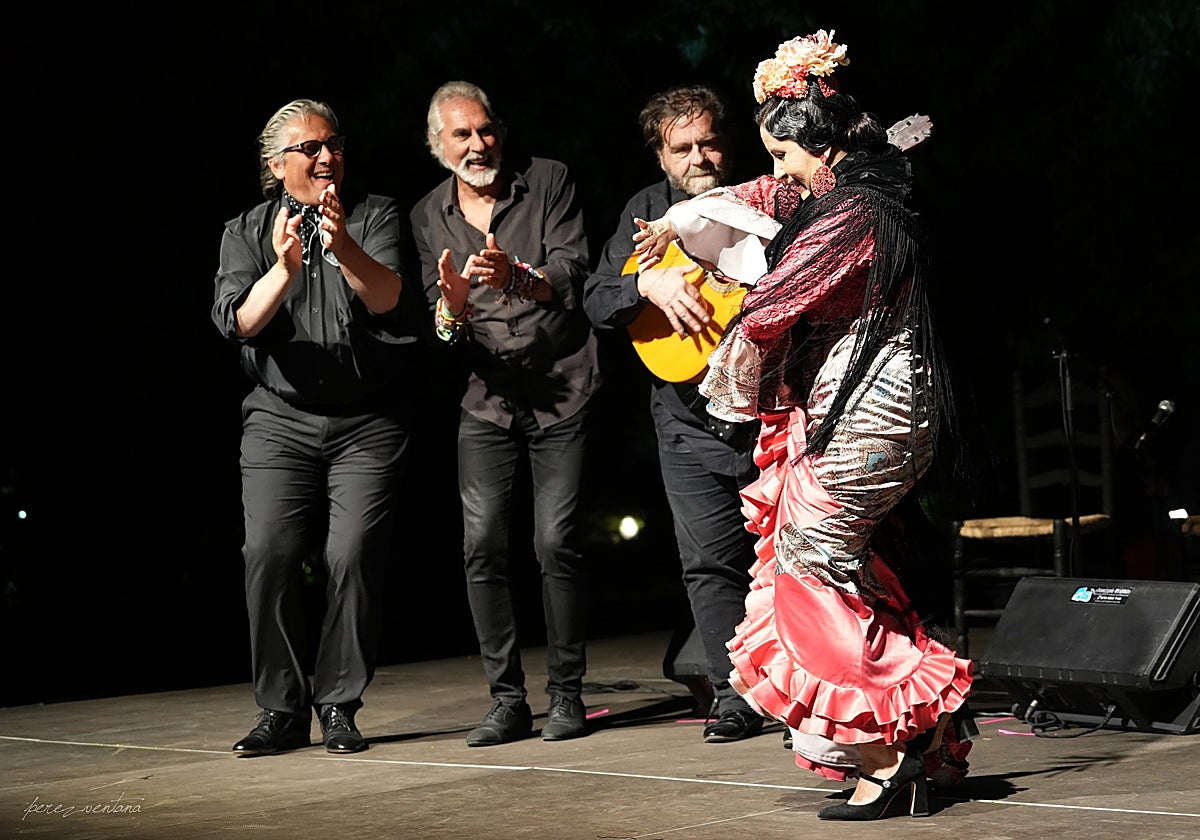 La localidad de Palomares del Río acoge la segunda edición de un festival flamenco dedicado a los artistas extranjeros