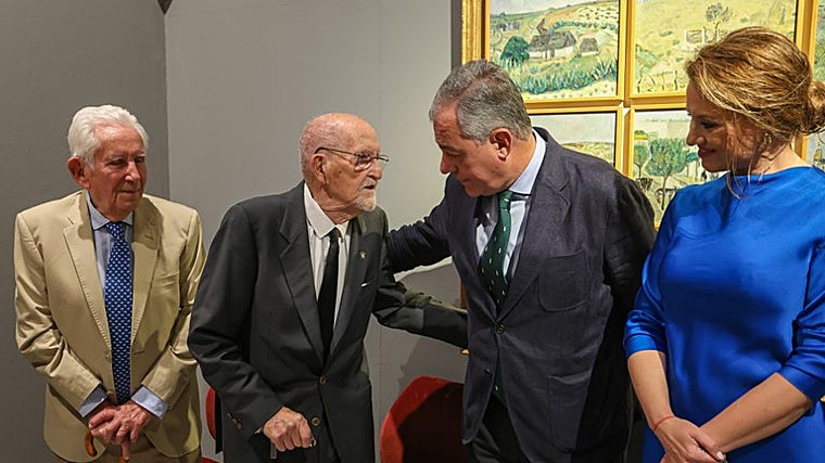 José Luis Mauri en la inauguración de la exposición junto al alcalde de Sevilla, José Luis Sanz