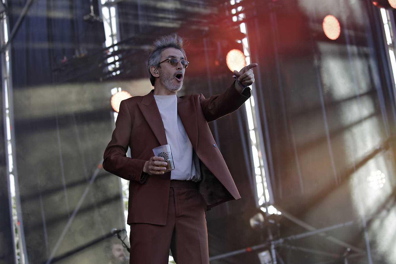 Xoel López brilla en el escenario del CAAC de Sevilla durante su concierto en Interestelar