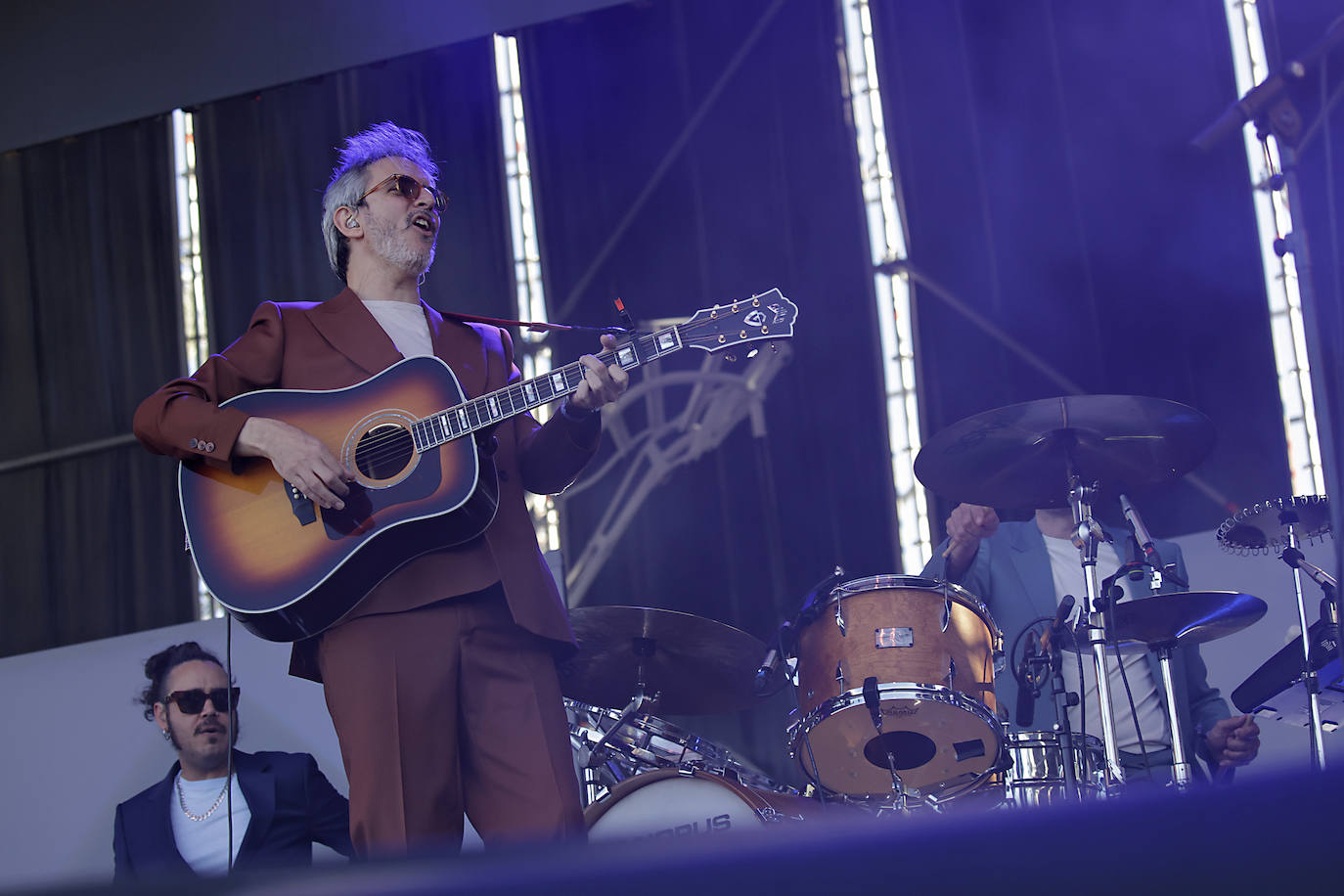 Xoel López brilla en el escenario del CAAC de Sevilla durante su concierto en Interestelar