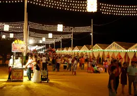 Imagen del ambiente durante una noche en la Feria de Mairena del Aljarafe